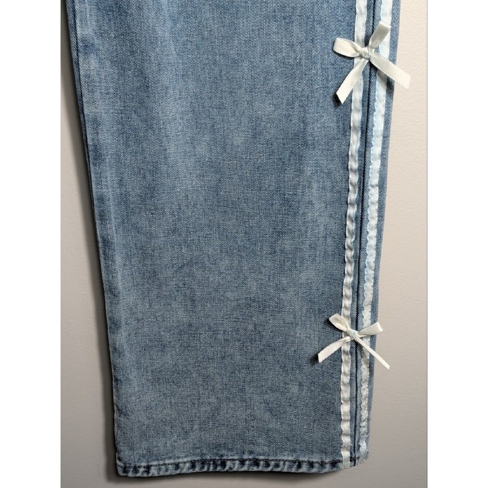 1030 Ten Thirty Wide Leg Jeans White Bow Ribbon Trim Coquette Size 9/29 Med Wash - Picture 9 of 14
